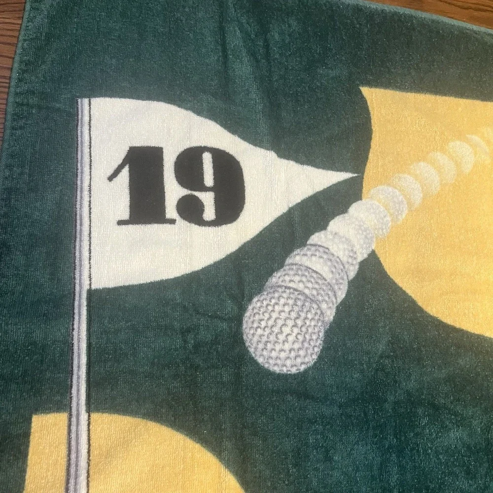 Vintage Hilasal Golf Beach Towel 19th Hole Clubs Flag Ball 100% Cotton Green